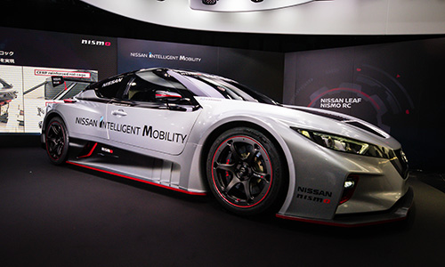 全新的賽事版日產(chǎn)聆風 NISMO RC（文章內(nèi)）.jpg